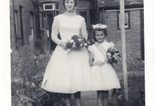 Jackie and Doreen Blewett, 1962